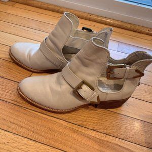 Elliot Lucca Boots